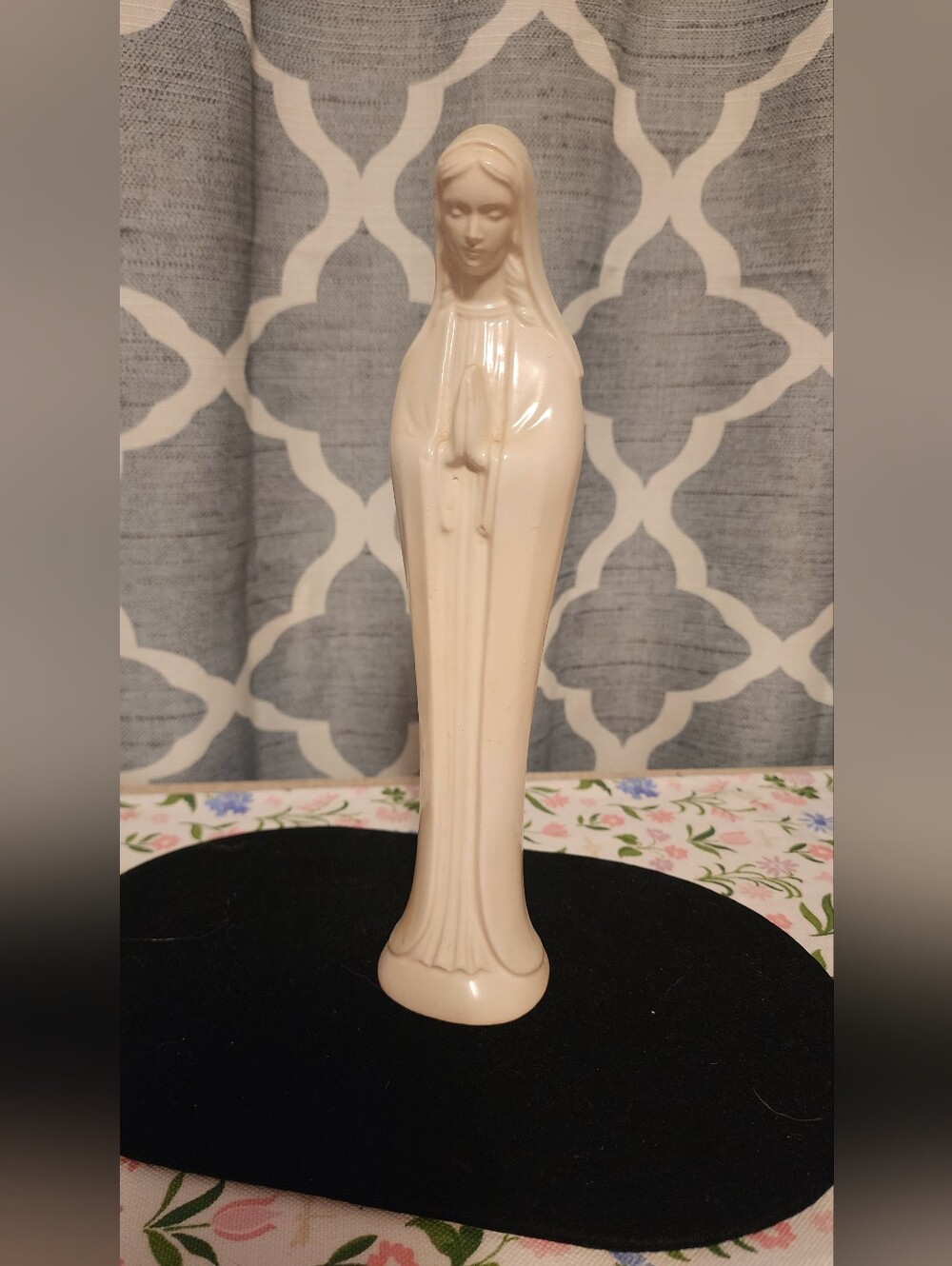 Vintage Napco Cream Ceramic Virgin Mary Figurine - Home Accents